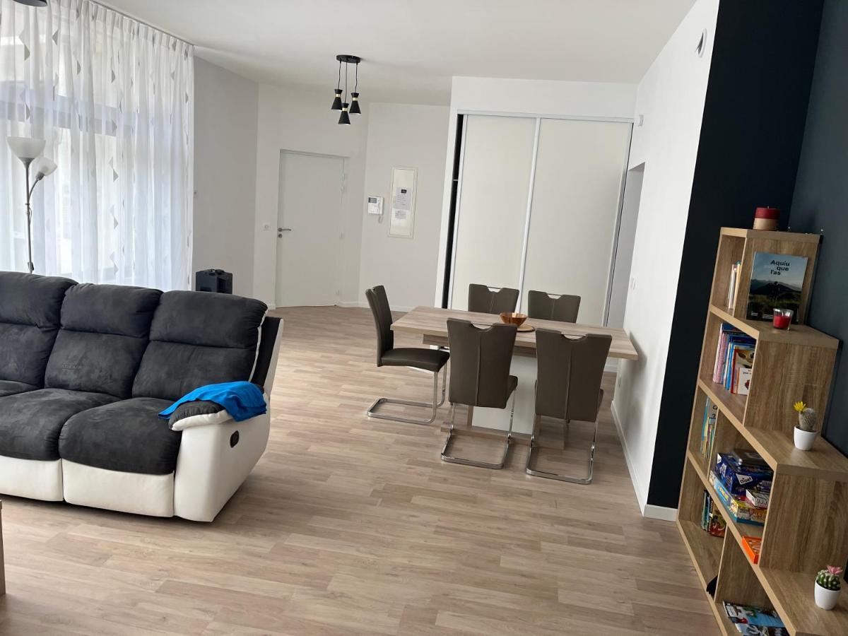Appartement T4 140 M2 Spacieux Et Calme Pour 8 Personnes Luz-Saint-Sauveur Exterior photo