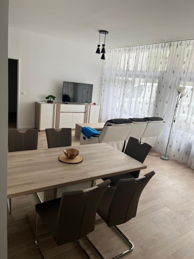 Appartement T4 140 M2 Spacieux Et Calme Pour 8 Personnes Luz-Saint-Sauveur Exterior photo